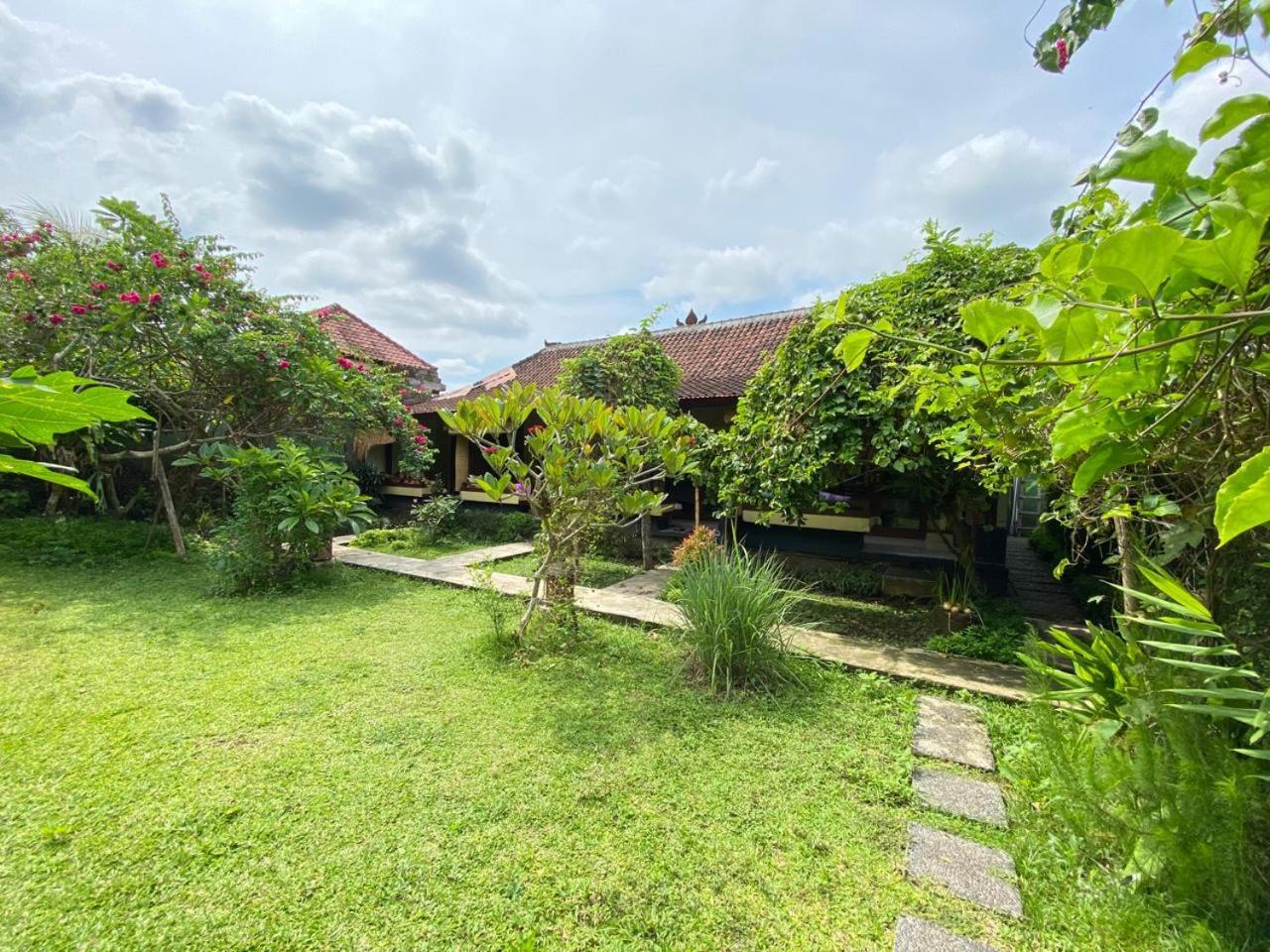 Pomelo Guest House Ubud Exteriér fotografie